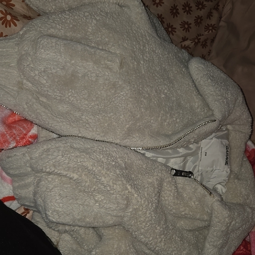 Fluffy Off-White Zip-Up Jacket